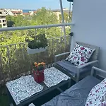 Leisure In A Flower Sea Apartment, Lazur Apartament *