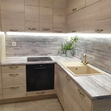 شقة Leisure In A Flower Sea Apartment, Lazur -3room & View Balcony